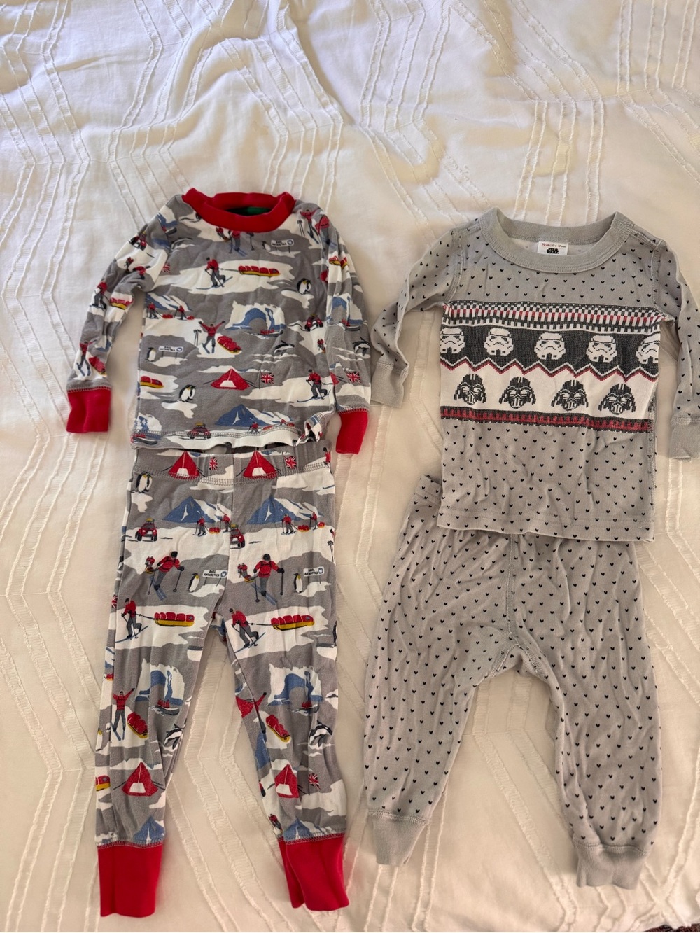 Holiday Pajamas Mini Boden & Hanna Andersson
